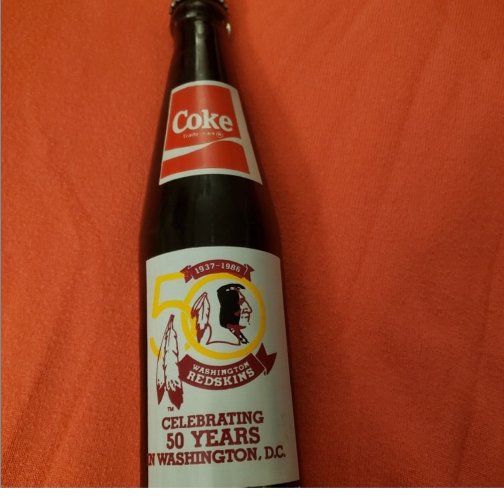 1986 Coca-Cola Washington Redskins 50th Anniversary 10 oz Full Sealed Bottle - Picture 1 of 16